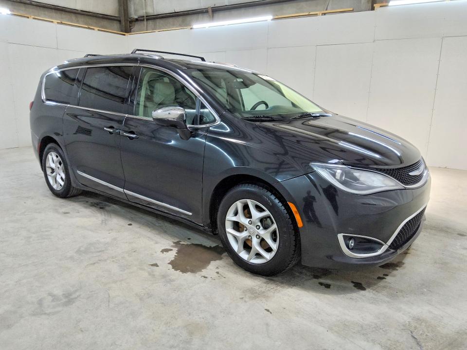 Photo 4 from auction – 2020 CHRYSLER PACIFICA with VIN 2C4RC1GG2LR185198