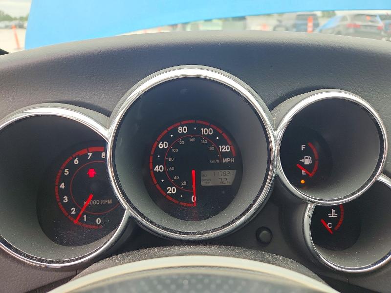 Photo 9 from auction – 2007 TOYOTA MATRIX with VIN 2T1KR32E07C683844