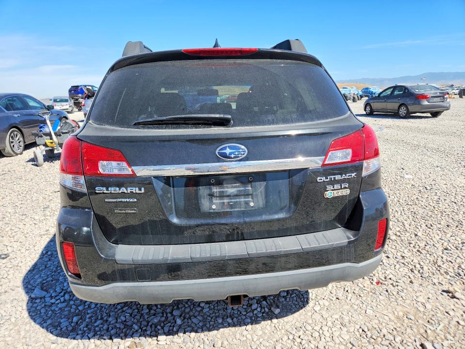 Photo 6 from auction – 2011 SUBARU OUTBACK with VIN 4S4BRDKCXB2417139