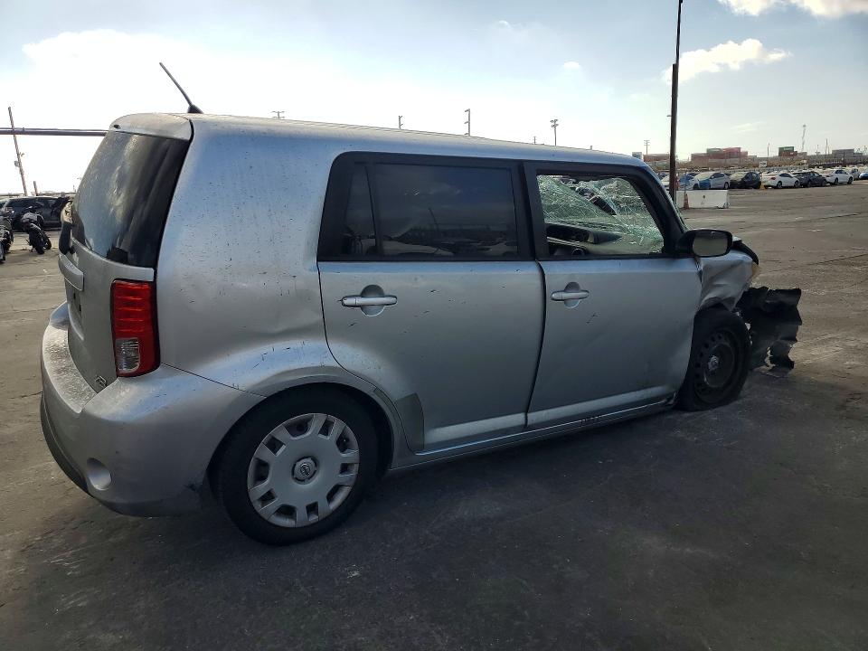 Photo 3 from auction – 2013 SCION XB with VIN JTLZE4FE3DJ042167