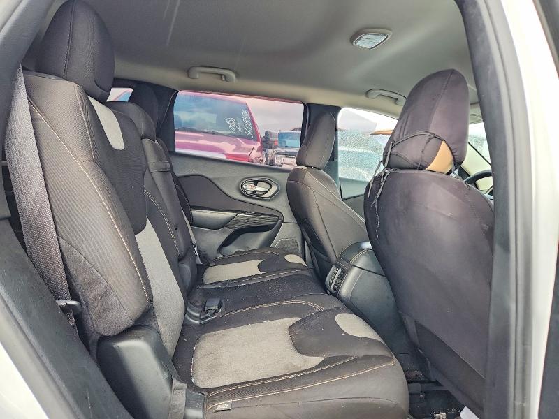 صورة رقم 11 من المزاد - 2016 JEEP CHEROKEE مع VIN 1C4PJLAB2GW371259