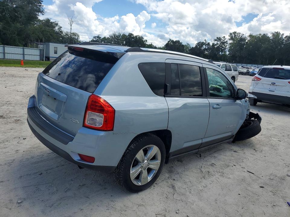 Foto 3 de la subasta – 2013 JEEP COMPASS con VIN 1C4NJCEB5DD141059