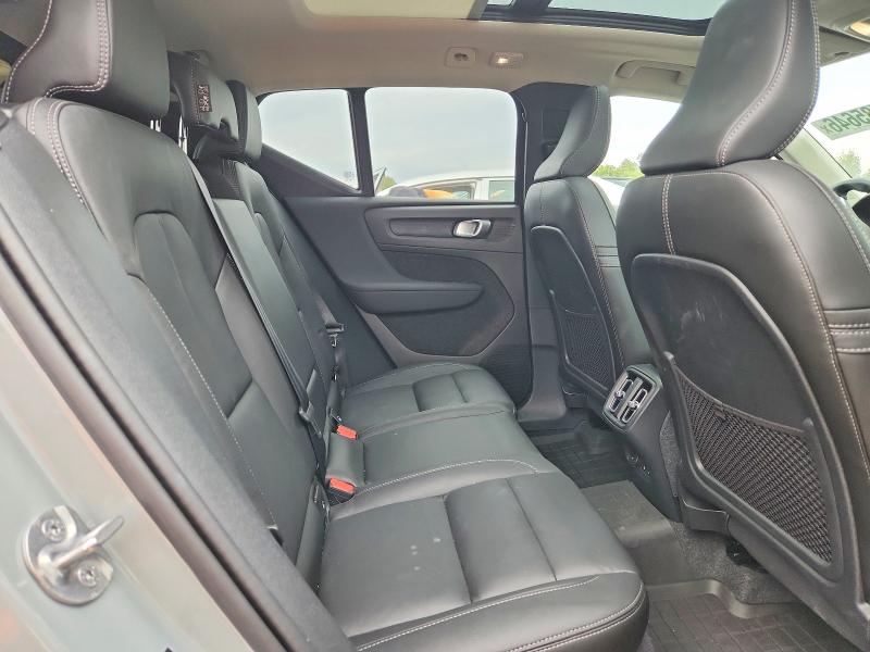 Снимка 10 от търг – 2024 VOLVO XC40 с VIN YV4L12UL8R2280369