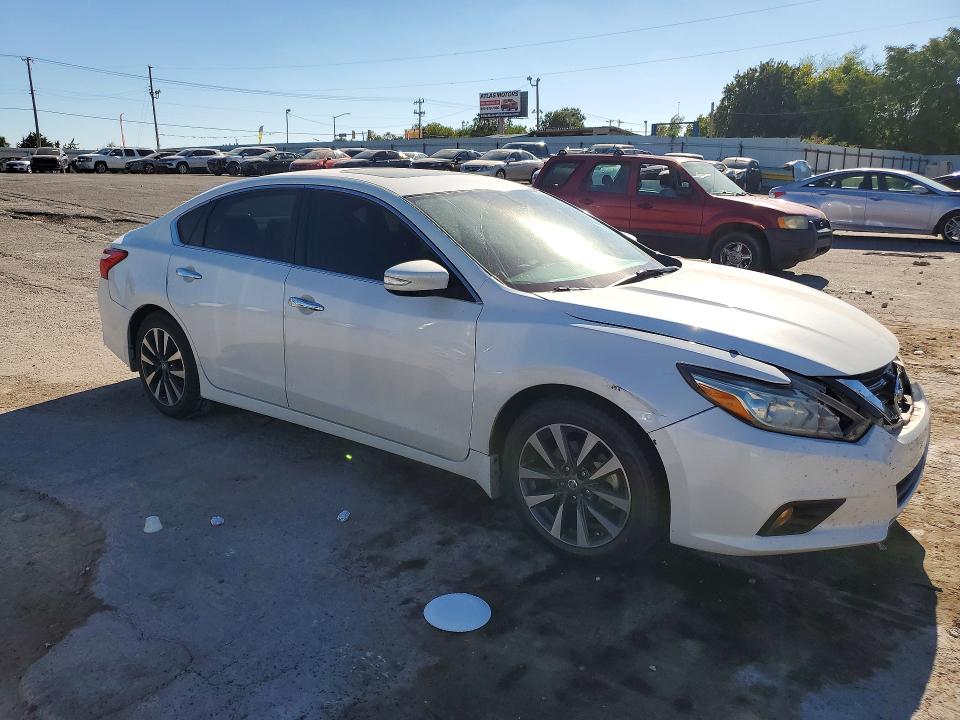 Photo 4 from auction – 2016 NISSAN ALTIMA with VIN 1N4AL3APXGC172687