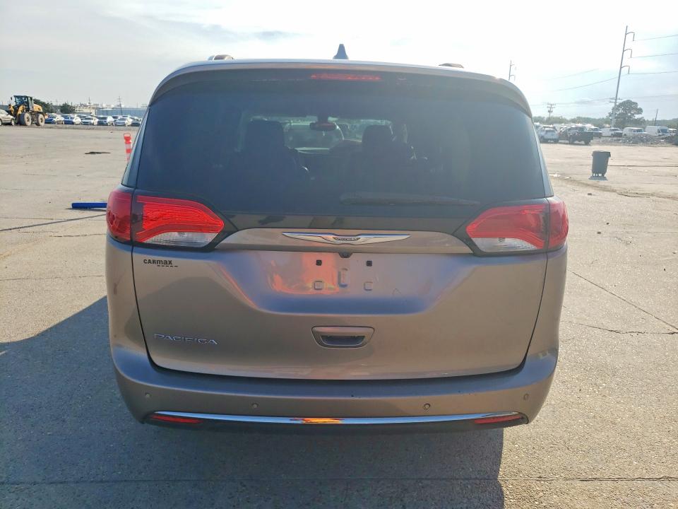 Фото 6 с аукциона – 2017 CHRYSLER PACIFICA с VIN 2C4RC1EG2HR537187