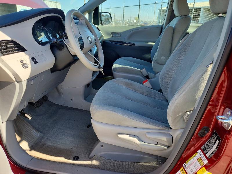 Photo 7 from auction – 2013 TOYOTA SIENNA with VIN 5TDZK3DC9DS404778