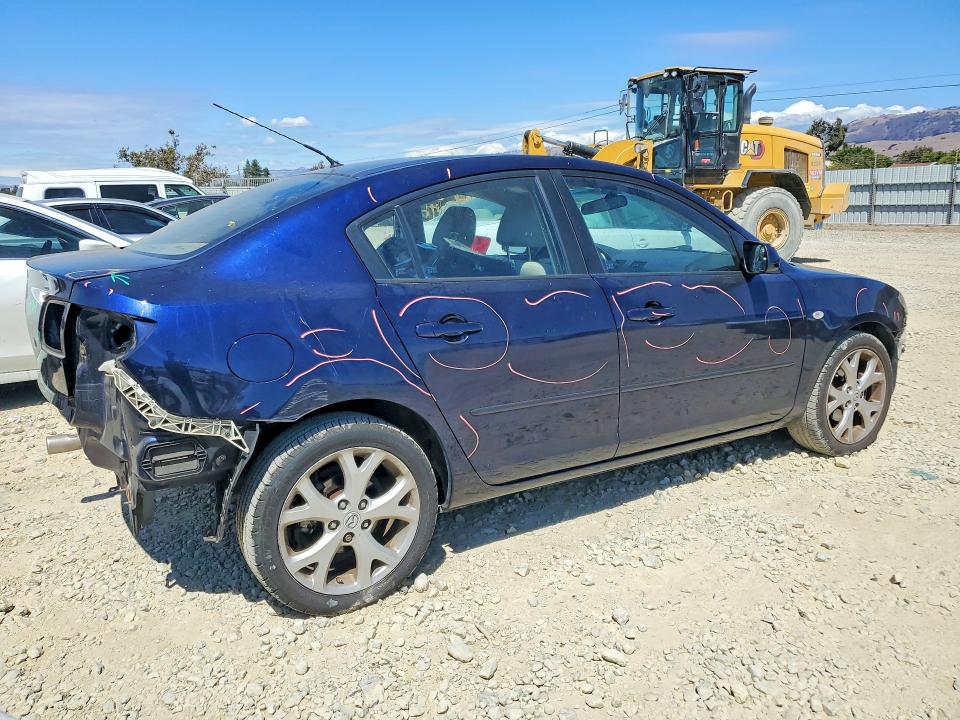 Photo 3 from auction – 2008 MAZDA 3 with VIN JM1BK32F881116476