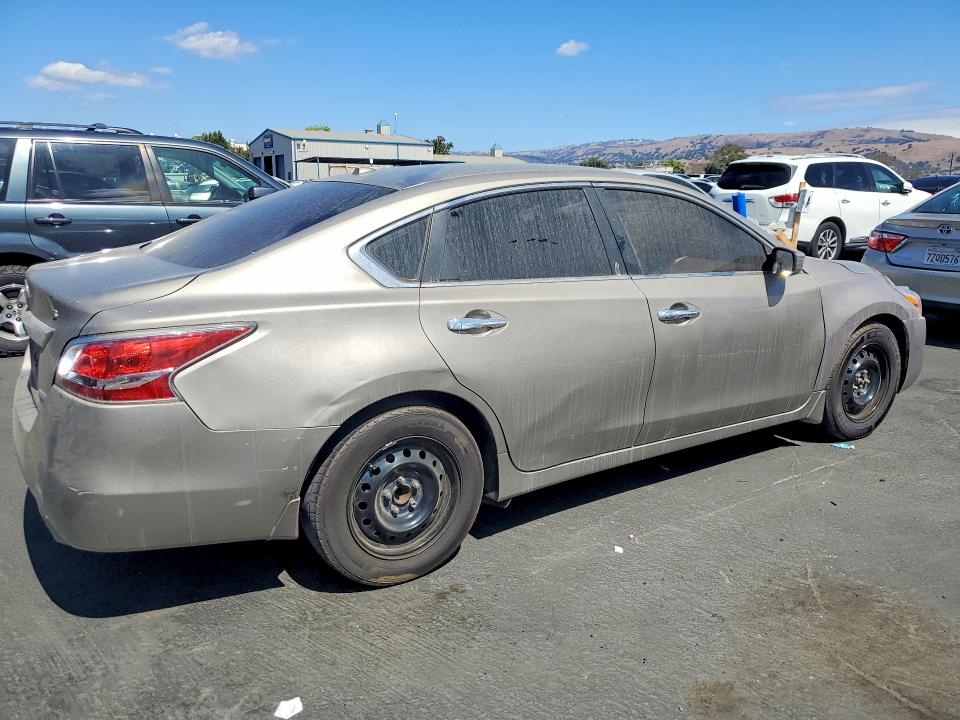 Photo 3 from auction – 2014 NISSAN ALTIMA with VIN 1N4AL3AP0EN257510