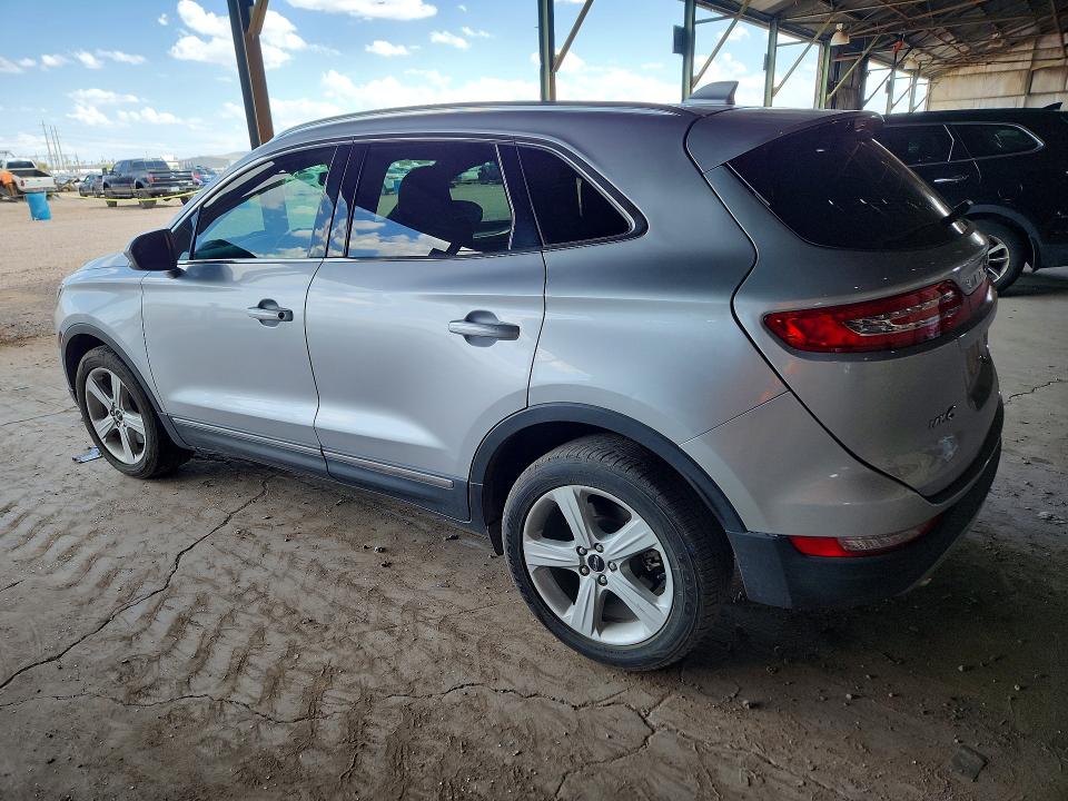 Photo 2 from auction – 2016 LINCOLN MKC with VIN 5LMCJ1C92GUJ32067