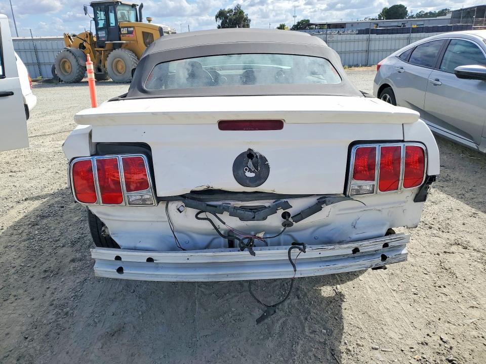 Снимка 6 от търг – 2008 FORD MUSTANG с VIN 1ZVHT84N685136224