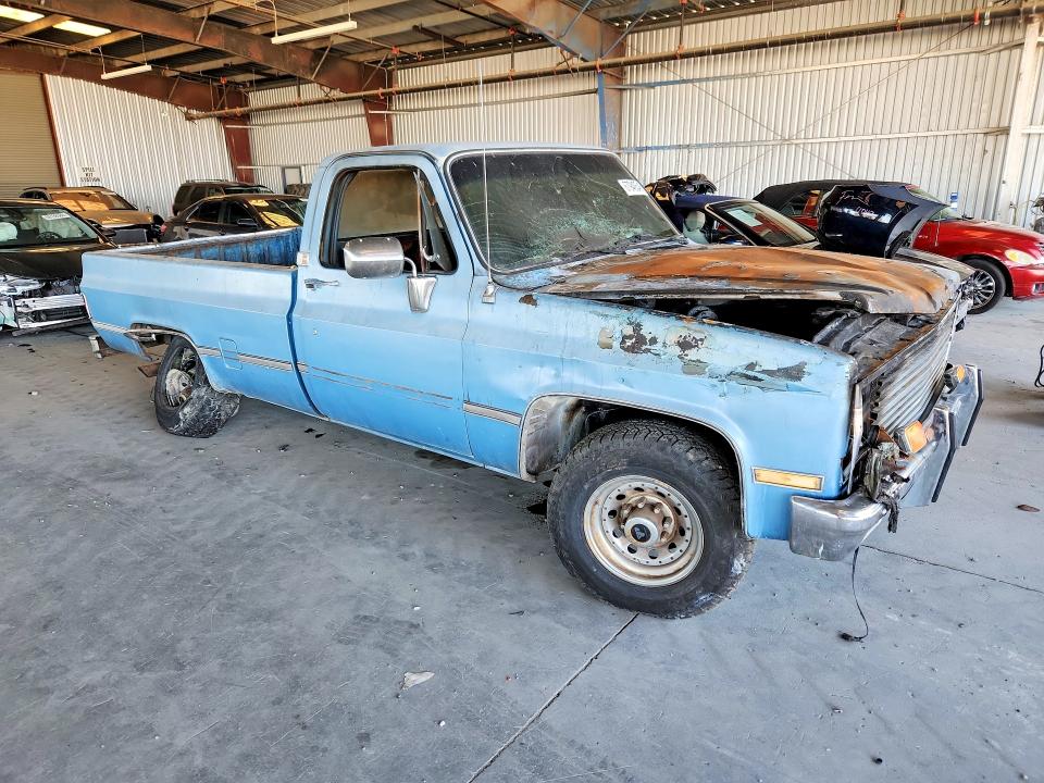 Photo 4 from auction – 1985 GMC C2500 with VIN 1GTGC24J2FJ506940