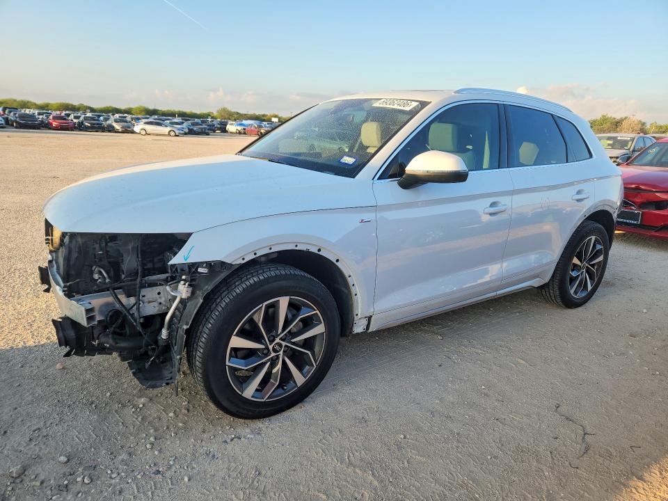 AUDI Q5 2022 with VIN WA1EAAFY7N2133074 - Photo from auction