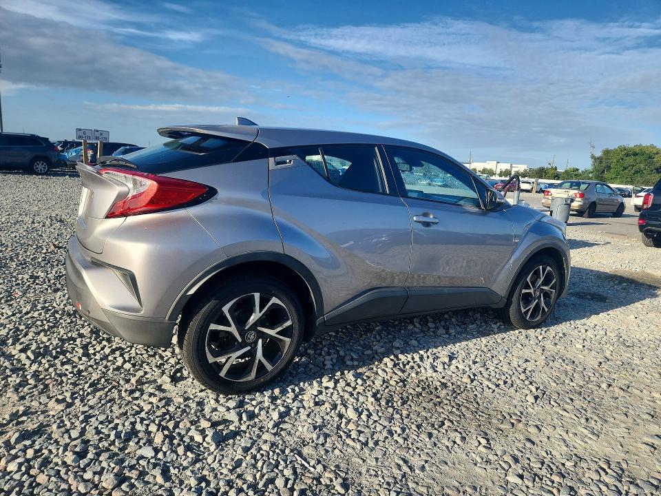 Photo 3 from auction – 2018 TOYOTA C-HR with VIN NMTKHMBX3JR001286