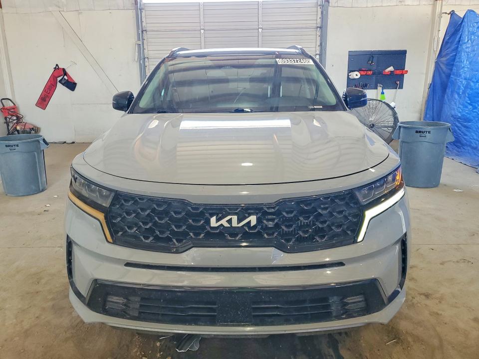Снимка 5 от търг – 2022 KIA SORENTO с VIN 5XYRK4LF9NG153714