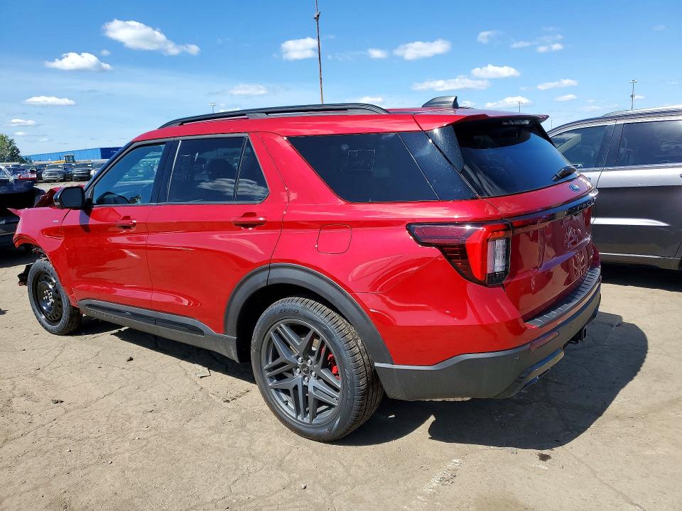 Zdjęcie 2 z aukcji – 2026 FORD EXPLORER z VIN 1FMUK8KH3TGB57610
