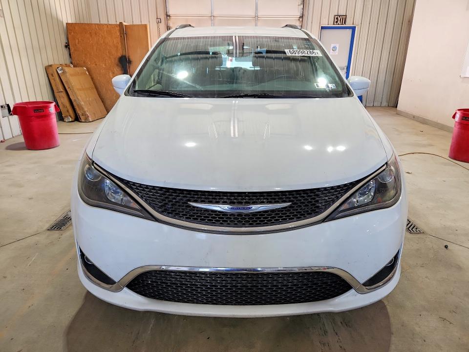 Photo 5 from auction – 2020 CHRYSLER PACIFICA with VIN 2C4RC1BGXLR279546
