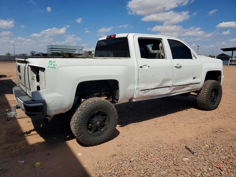 Photo 3 from auction – 2018 CHEVROLET SILVERADO with VIN 3GCUKREC8JG404308