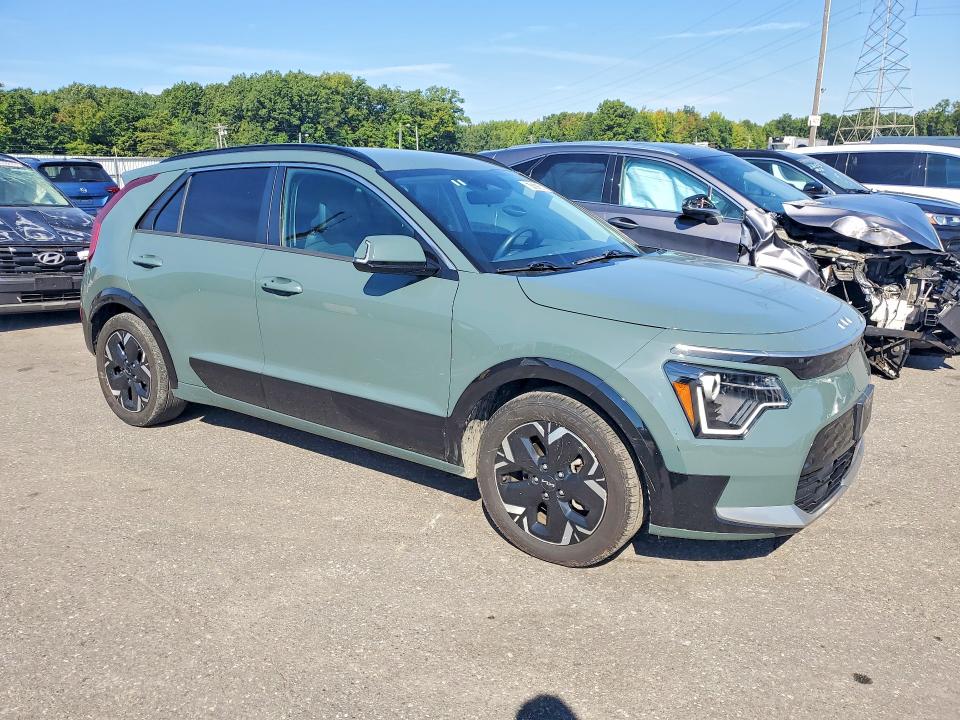 Photo 4 from auction – 2023 KIA NIRO with VIN KNDCR3L17P5024902