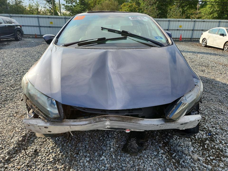 Снимка 5 от търг – 2015 HONDA CIVIC с VIN 19XFB2F98FE244968