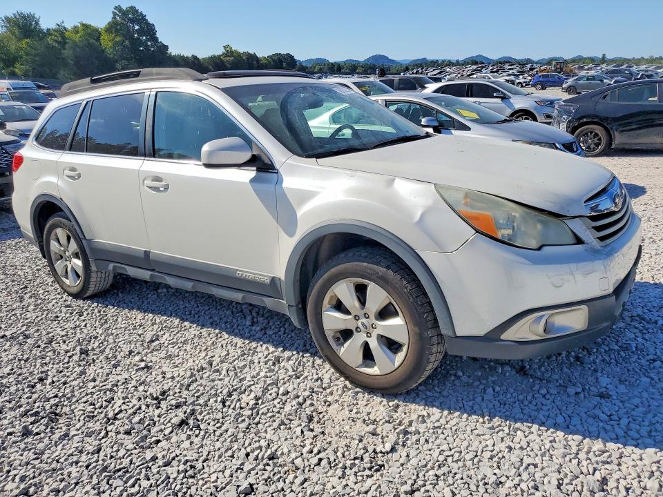 Photo 4 from auction – 2012 SUBARU OUTBACK with VIN 4S4BRBKC3C3213329