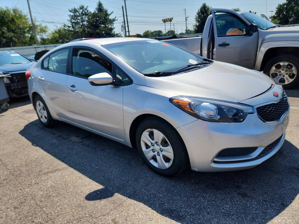 Photo 4 from auction – 2014 KIA FORTE with VIN KNAFK4A68E5147480