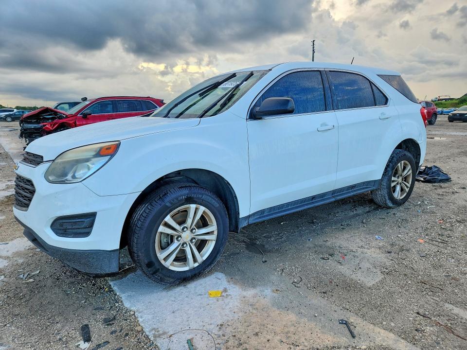 CHEVROLET EQUINOX 2017 with VIN 2GNALBEK8H1513618 - Photo from auction