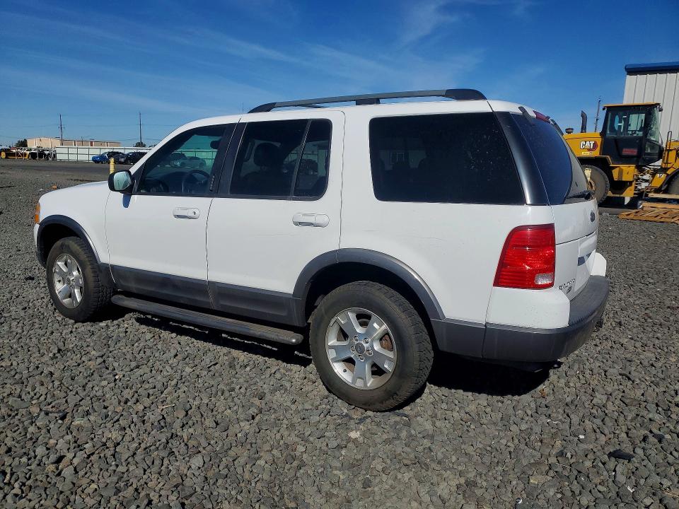 Снимка 2 от търг – 2003 FORD EXPLORER с VIN 1FMZU73KX3UA91840