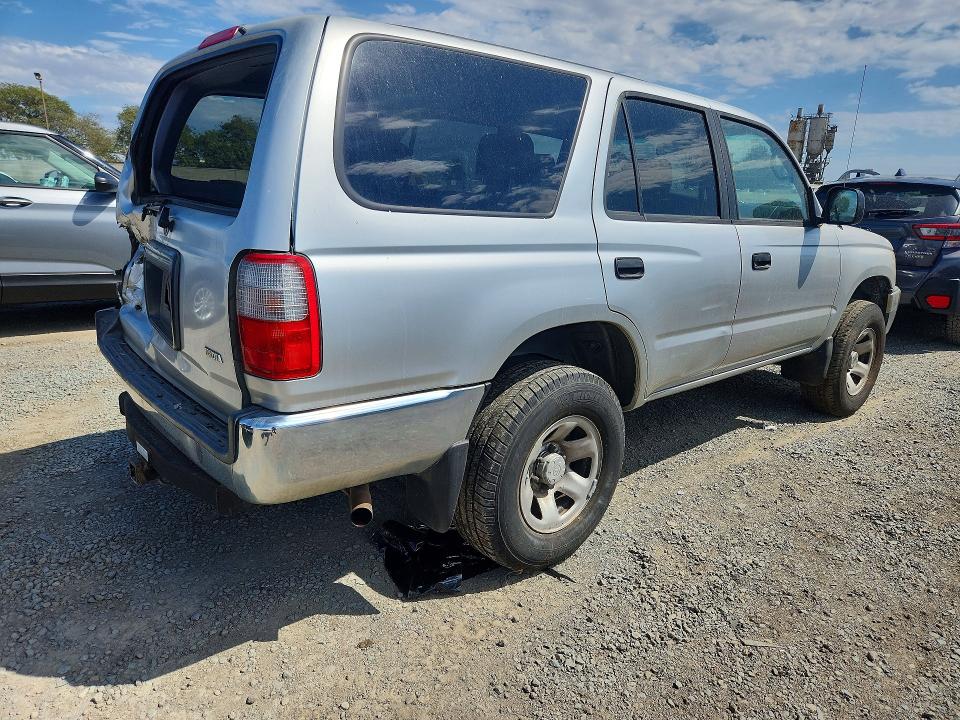 Photo 3 from auction – 2000 TOYOTA 4RUNNER with VIN JT3GM84R5Y0068644