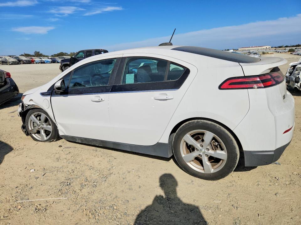 Photo 2 from auction – 2015 CHEVROLET VOLT with VIN 1G1RC6E49FU103604