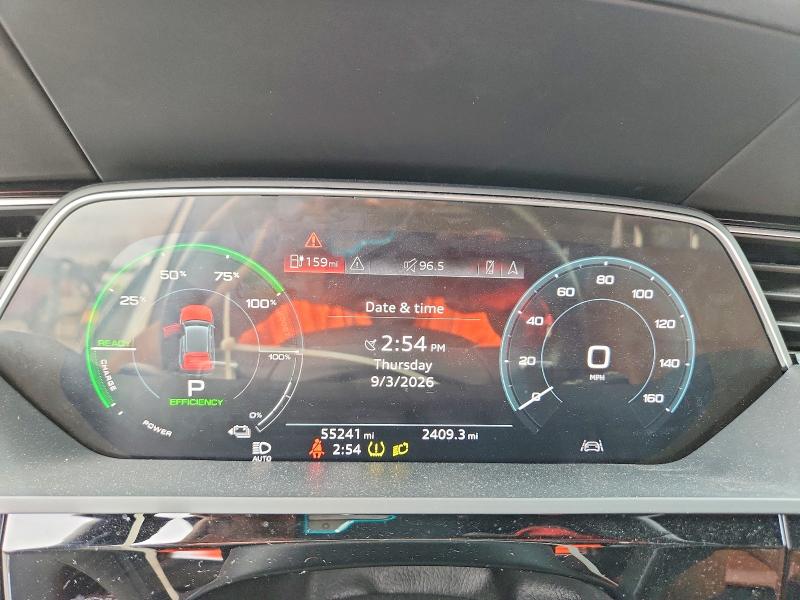 Photo 9 from auction – 2019 AUDI E-TRON with VIN WA1VABGE9KB019129