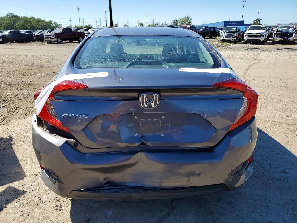 Снимка 6 от търг – 2016 HONDA CIVIC с VIN 2HGFC2F70GH031516