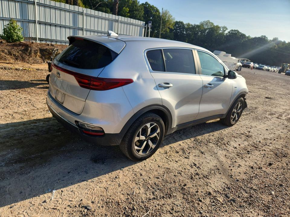 Снимка 3 от търг – 2021 KIA SPORTAGE с VIN KNDPMCAC3M7931909