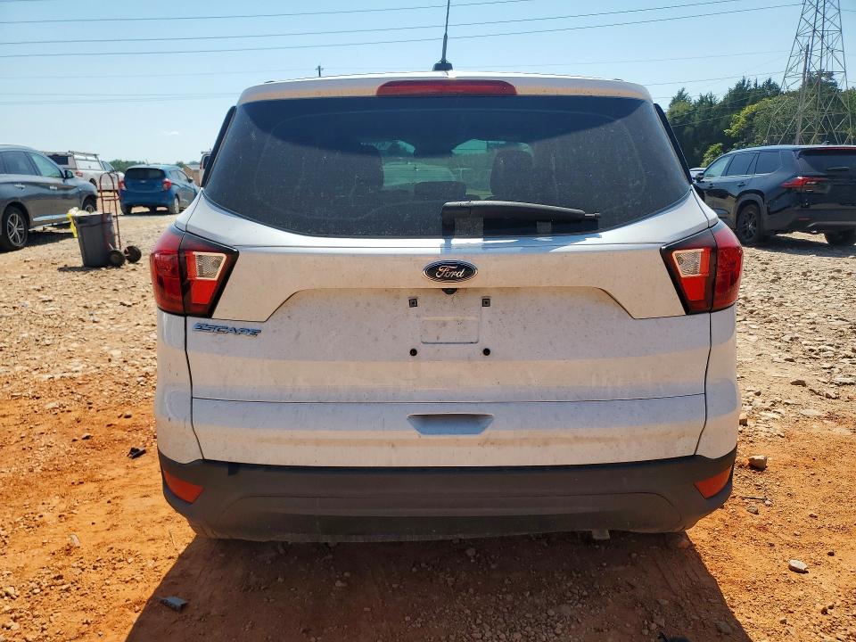Photo 6 from auction – 2019 FORD ESCAPE with VIN 1FMCU0F75KUB62588