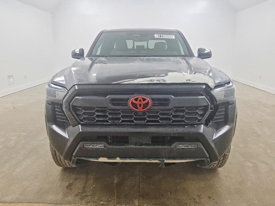 Photo 5 from auction – 2024 TOYOTA TACOMA with VIN 3TMLB5JNXRM008728