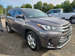 Zdjęcie 4 z aukcji – 2018 TOYOTA HIGHLANDER z VIN 5TDDZRFH5JS488353