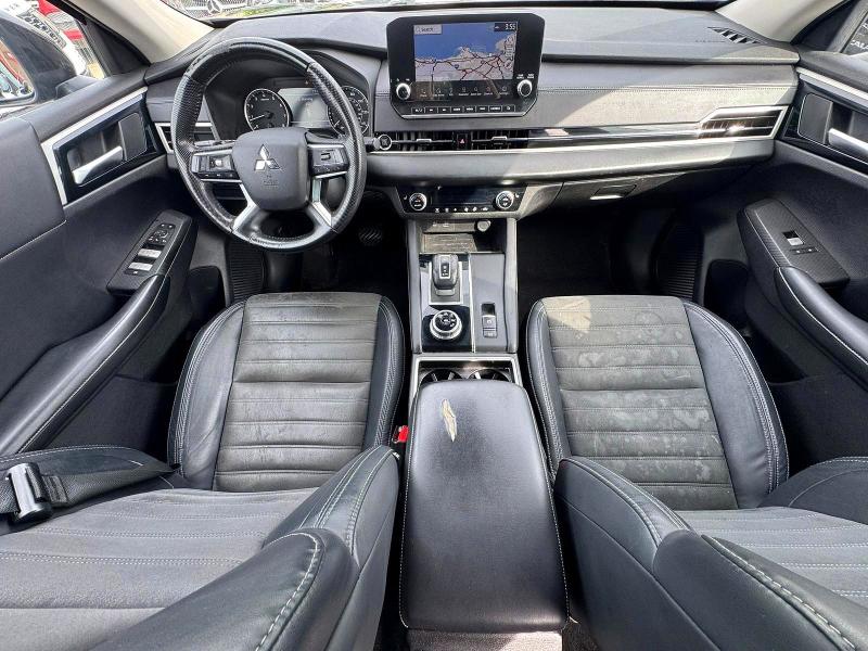 Photo 9 from auction – 2023 MITSUBISHI OUTLANDER with VIN JA4J3UA87PZ016784