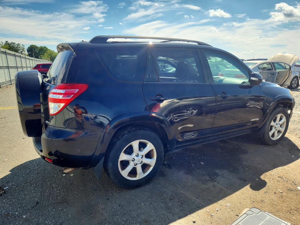 Photo 3 from auction – 2011 TOYOTA RAV4 with VIN 2T3DF4DV4BW152472