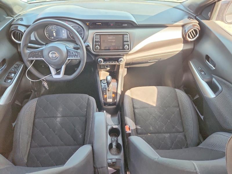 Снимка 8 от търг – 2019 NISSAN KICKS с VIN 3N1CP5CU3KL519864