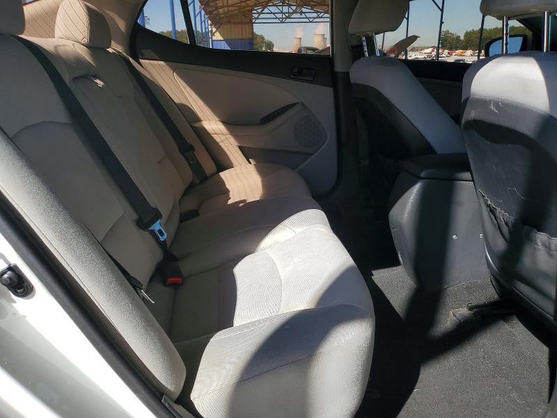 Снимка 10 от търг – 2014 KIA OPTIMA с VIN 5XXGM4A78EG304351