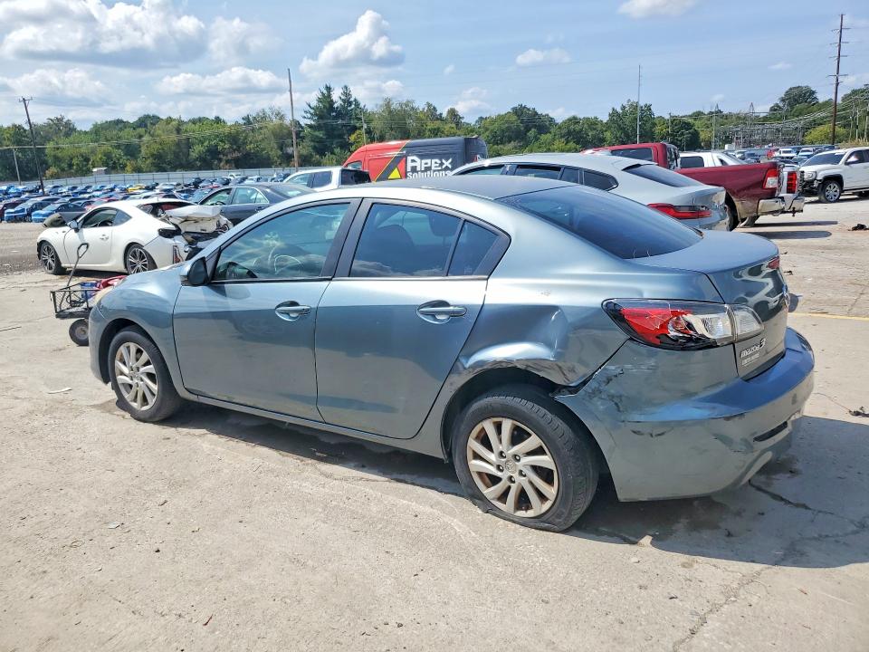 Photo 2 from auction – 2012 MAZDA 3 with VIN JM1BL1V7XC1696683