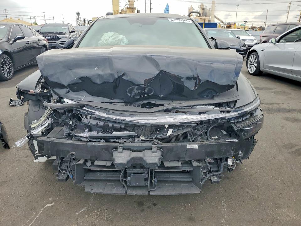 Снимка 5 от търг – 2025 HYUNDAI SONATA HYBRID с VIN KMHL54JJ0SA115719