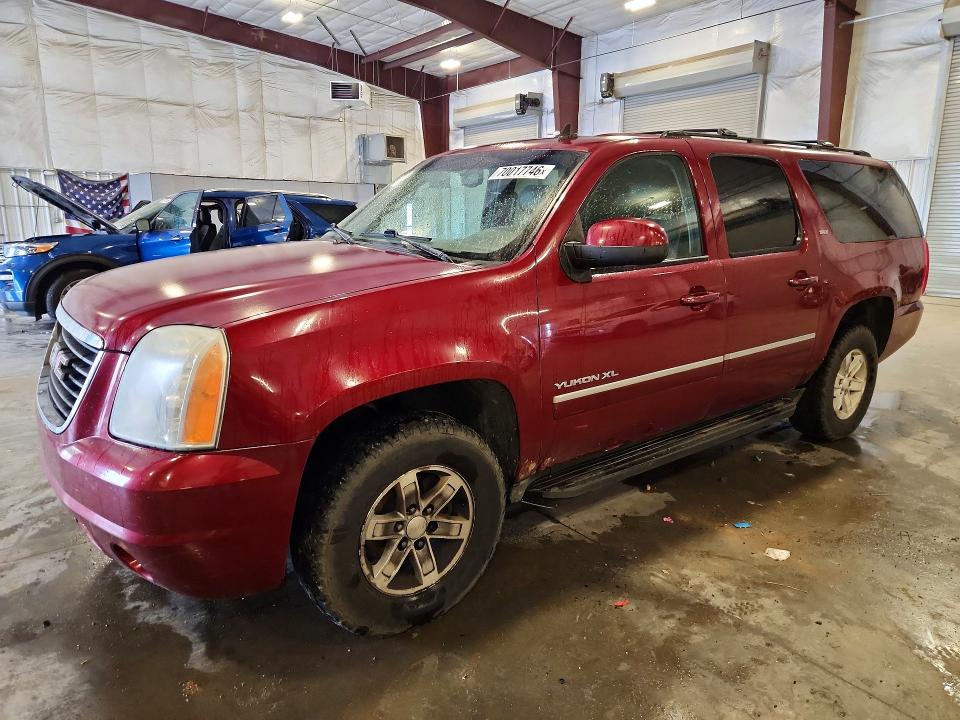 GMC YUKON 2011 with VIN 1GKS2KE30BR172520 - Photo from auction