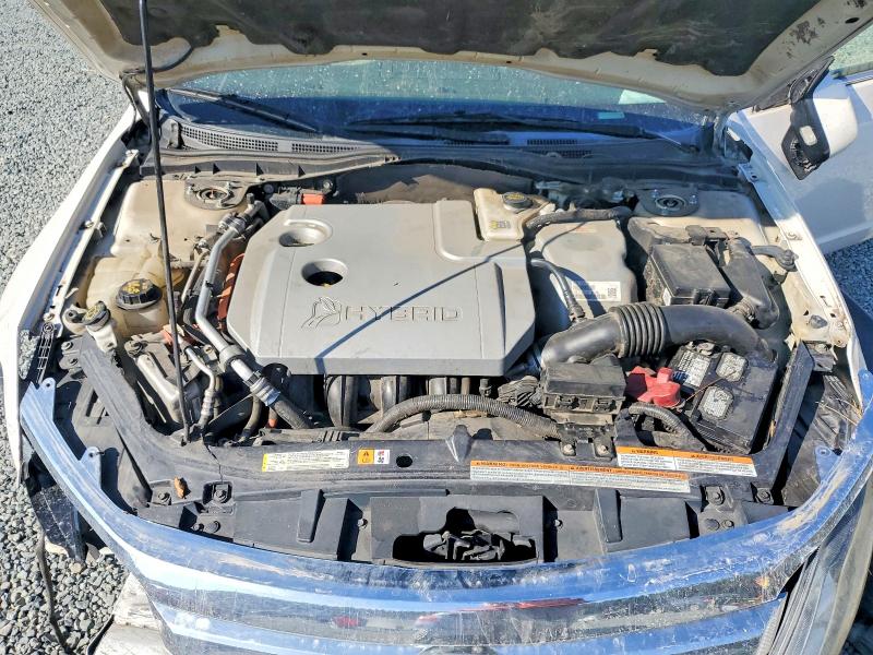 Фото 11 с аукциона – 2011 FORD FUSION с VIN 3FADP0L30BR129867