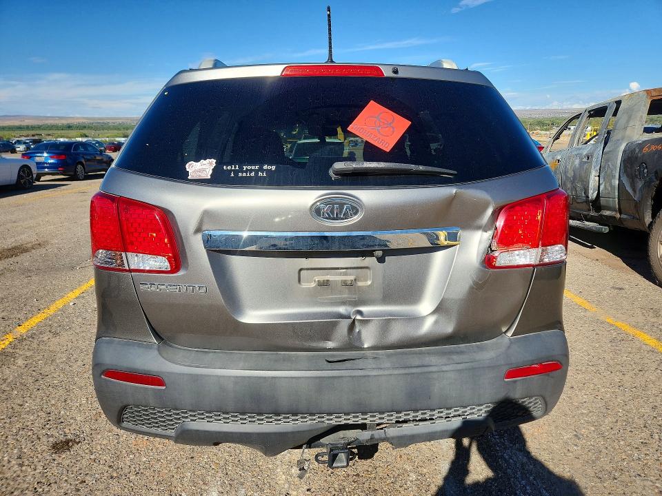 Photo 6 from auction – 2012 KIA SORENTO with VIN 5XYKTDA21CG279819