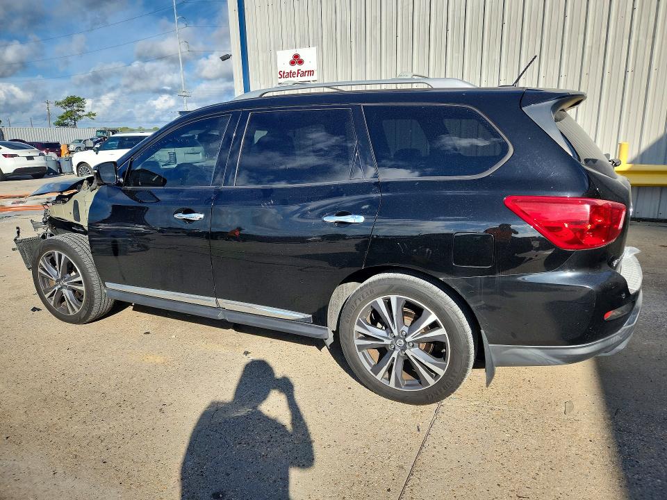 Photo 2 from auction – 2017 NISSAN PATHFINDER with VIN 5N1DR2MN3HC901149