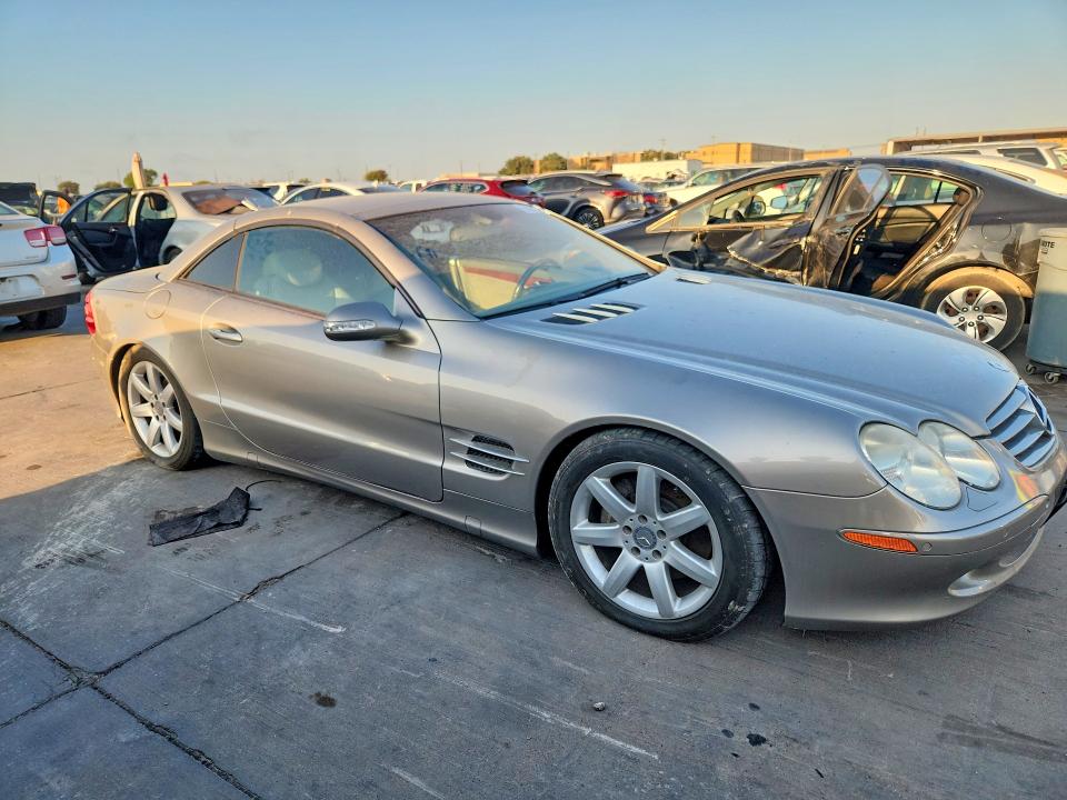 Photo 4 from auction – 2003 MERCEDES-BENZ SL with VIN WDBSK75F33F027010