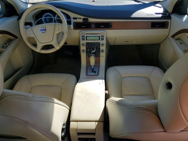 Photo 8 from auction – 2010 VOLVO XC70 with VIN YV4960BZ7A1076017