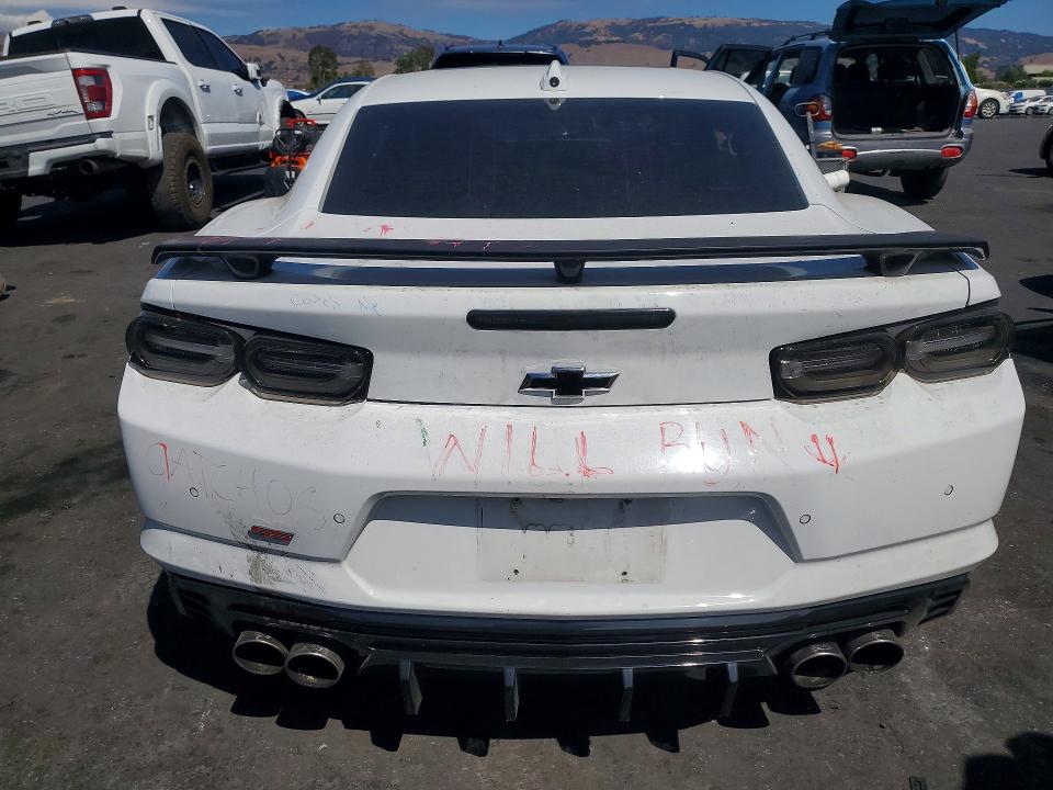 Снимка 6 от търг – 2020 CHEVROLET CAMARO с VIN 1G1FH1R74L0105985