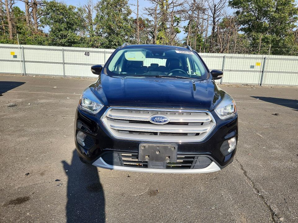Photo 5 from auction – 2019 FORD ESCAPE with VIN 1FMCU9J9XKUA09119