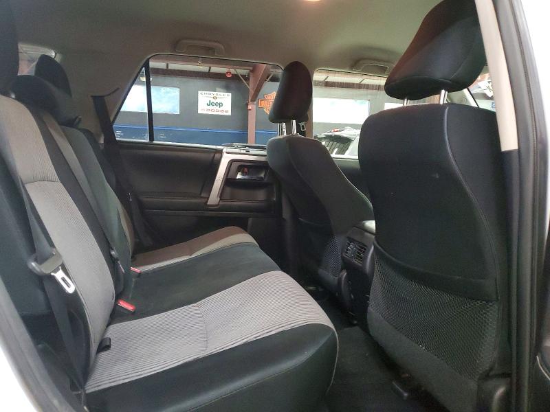 Photo 11 from auction – 2014 TOYOTA 4RUNNER with VIN JTEBU5JR9E5172427